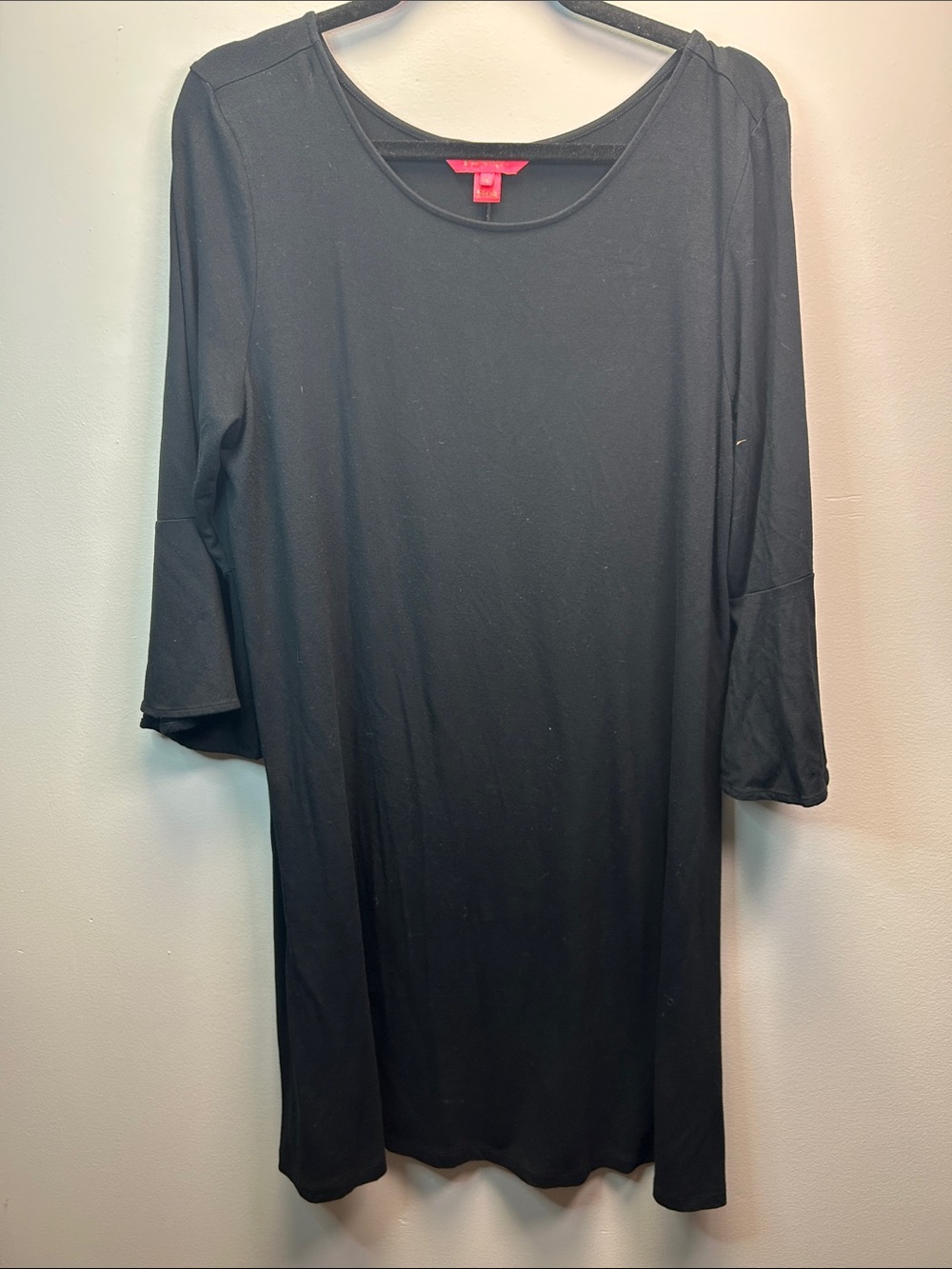 Lilly Pulitzer Black Scoop Neck Relaxed Tunic Dress with bell sleeves